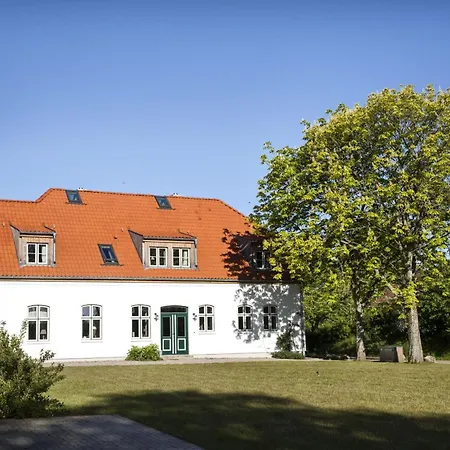 Kleiner Caecilienhof Dom wakacyjny *